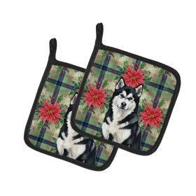 Black and White Alaskan Malamute Christmas PoinsettIas Pair of Pot Holders Pair 7.5x7.5 Quilted Insulated Hot Pads Decorative Kitchen Gift Made in US